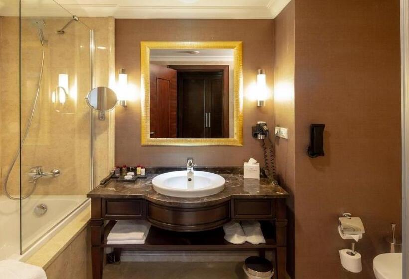 اتاق پرمیوم, Crowne Plaza Istanbul Asia, An Ihg