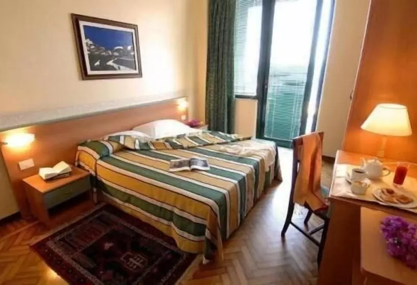 اتاق استاندارد, Eden Riviera