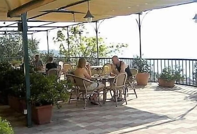 带海景的标准房, Eden Riviera