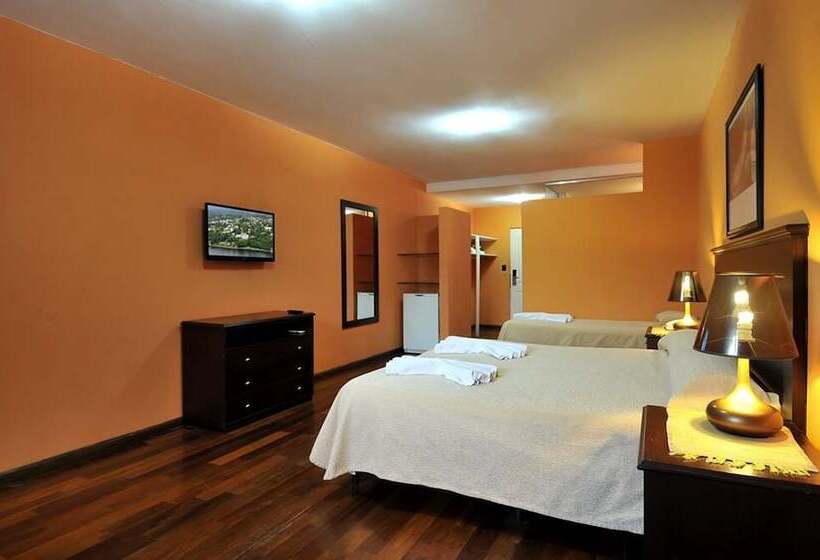 חדר סטנדרט לשלושה, El Cid