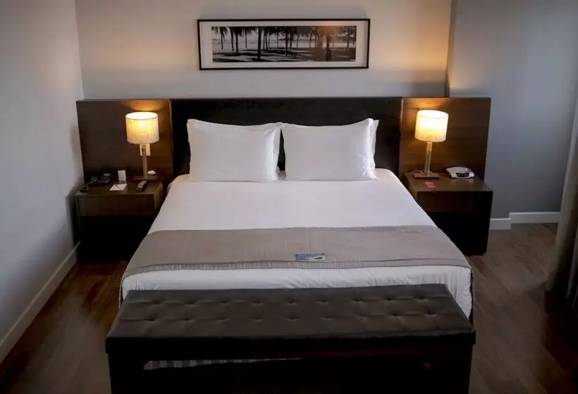 اتاق لوکس, Golden Tulip Porto Vitoria