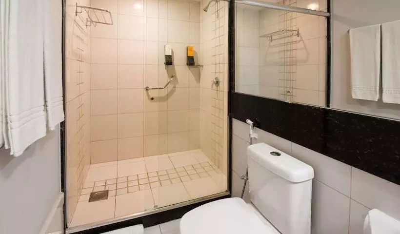 اتاق اجرایی, Golden Tulip Porto Vitoria