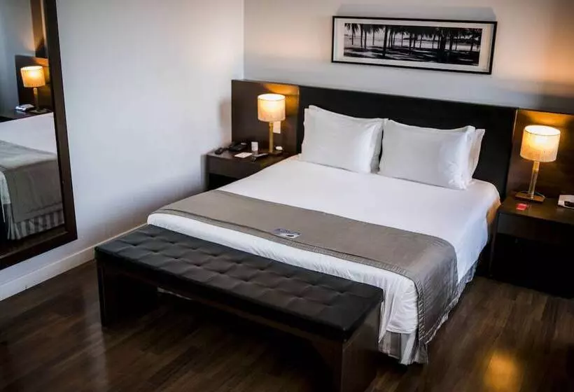 اتاق لوکس, Golden Tulip Porto Vitoria