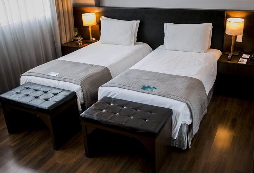 Номер Deluxe, Golden Tulip Porto Vitoria