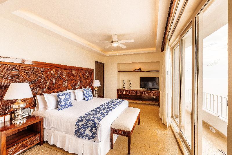 סוויטה נוף לים, Grand Miramar All Luxury Suites & Residences