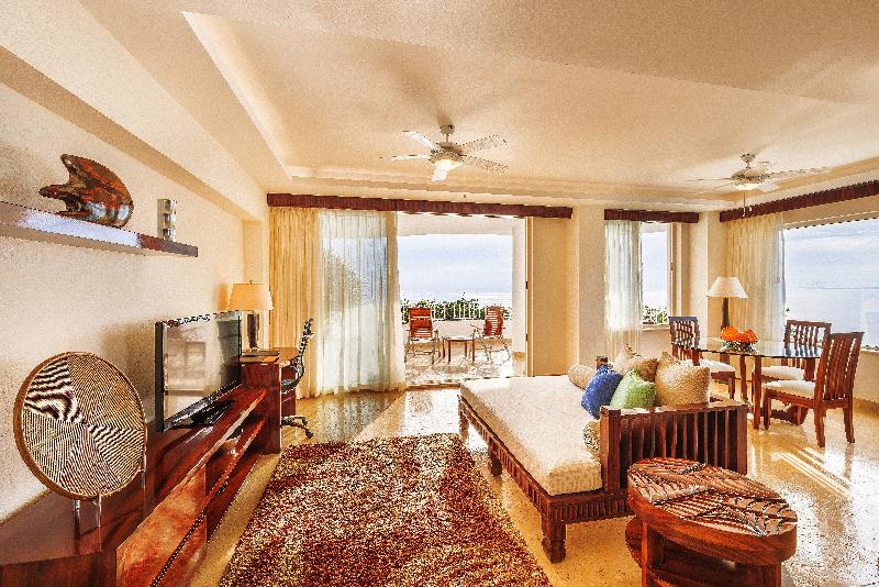 סוויטה נוף לים, Grand Miramar All Luxury Suites & Residences