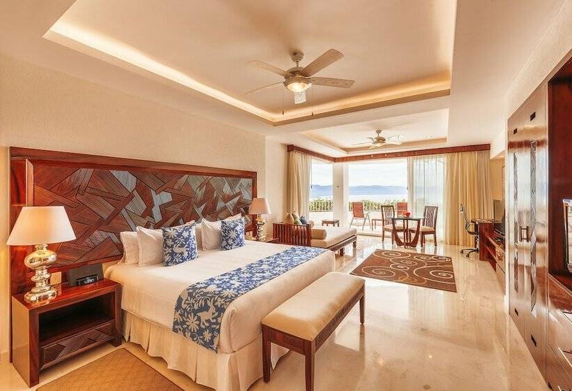 オーシャンビュージュニアスイート, Grand Miramar All Luxury Suites & Residences