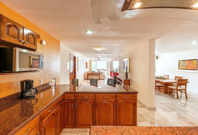 סוויטת 2 חדרי שינה, Grand Miramar All Luxury Suites & Residences