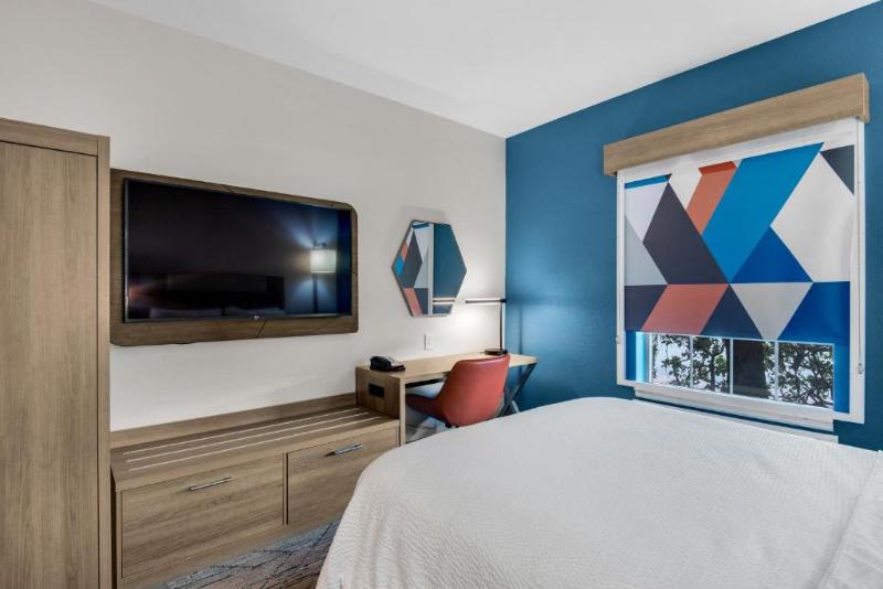 Suite Letto King, Holiday Inn Express Destin E   Commons Mall Area, An Ihg