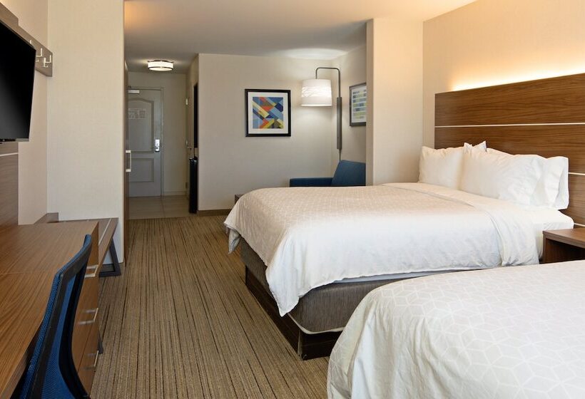 סוויטה מותאמת לאדם עם מוגבלויות, Holiday Inn Express Fresno South, An Ihg