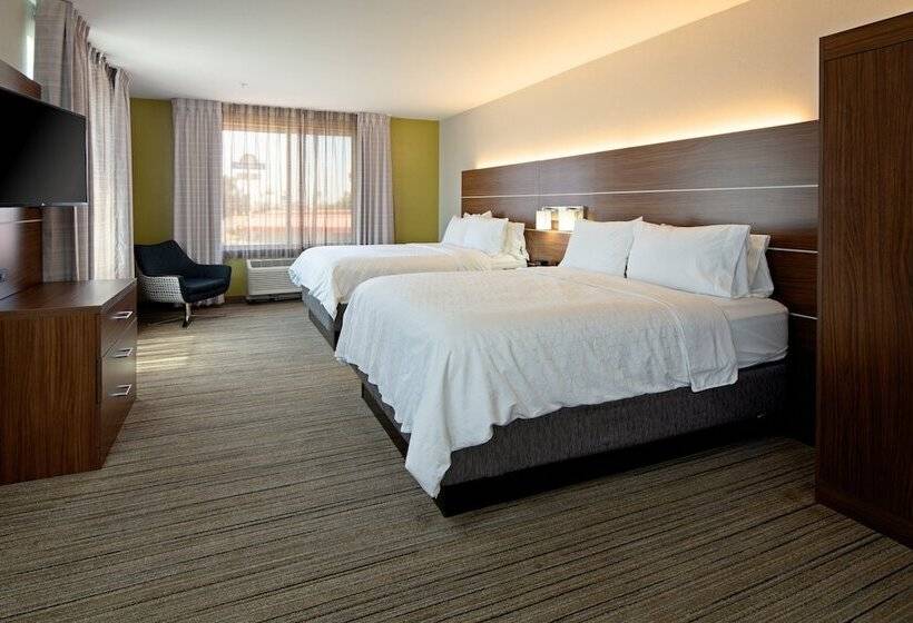 סוויטה, Holiday Inn Express Fresno South, An Ihg