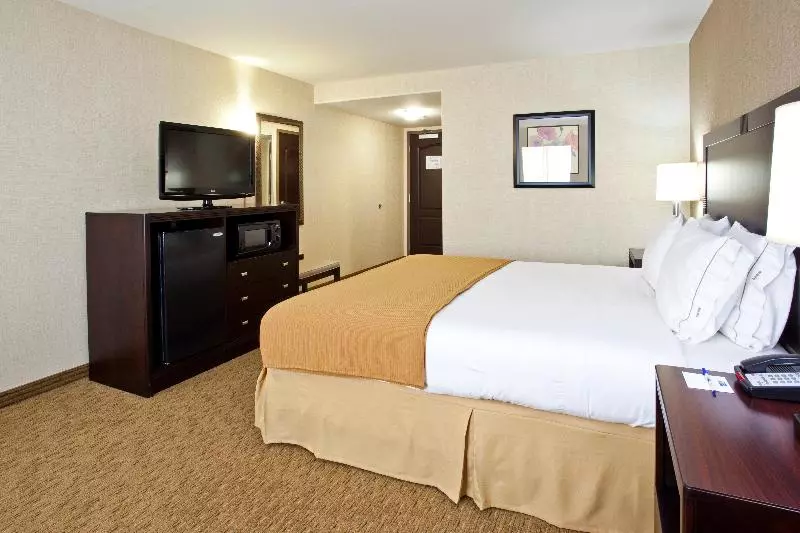 اتاق اجرایی با تخت بزرگ, Holiday Inn Express Fresno South, An Ihg