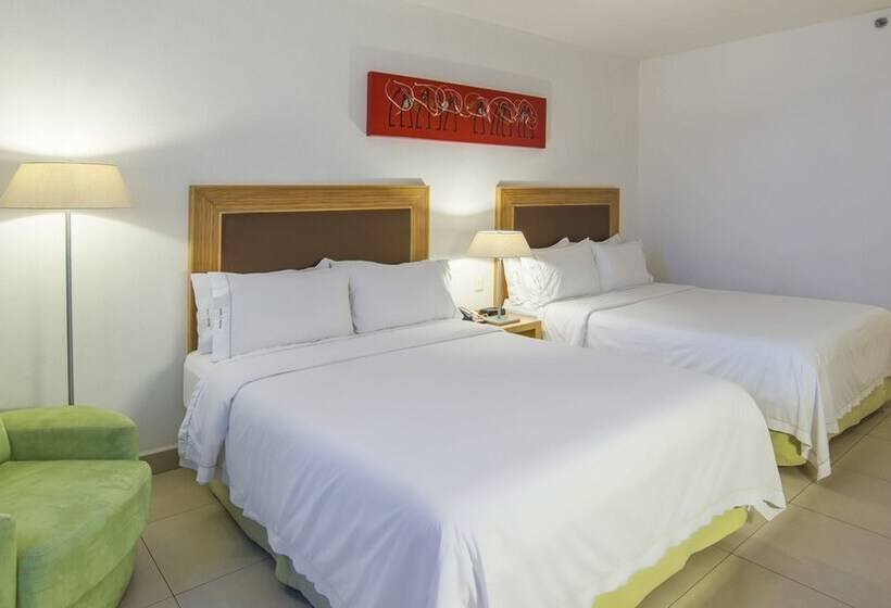 غرفه قياسيه سريرين مزدوجين, Holiday Inn Express Manzanillo, An Ihg
