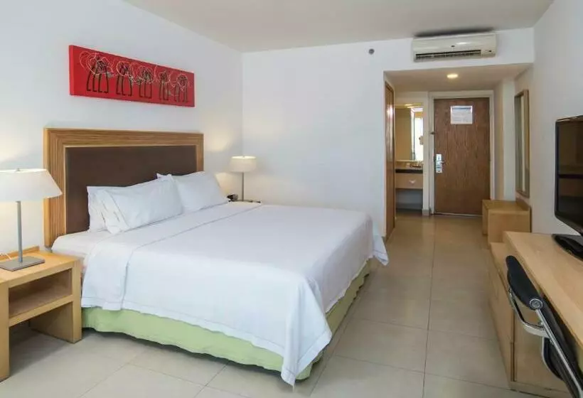 اتاق استاندارد با تخت بزرگ, Holiday Inn Express Manzanillo, An Ihg