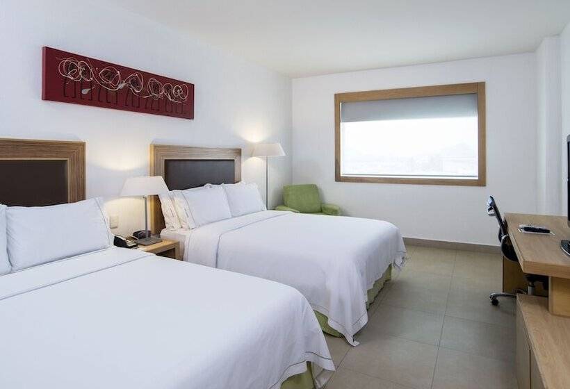 غرفه قياسيه سريرين مزدوجين, Holiday Inn Express Manzanillo, An Ihg