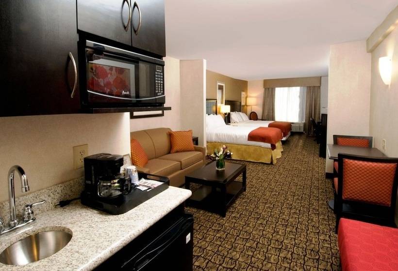 Люкс, Holiday Inn Express & Suites Alexandria   Fort Belvoir, An Ihg