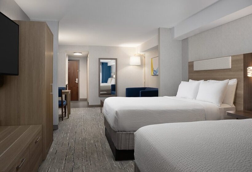 스위트, Holiday Inn Express & Suites Alexandria   Fort Belvoir, An Ihg