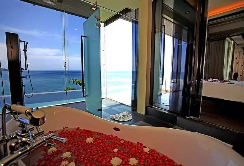 Sviitti Uima-allas, Impiana Private Villas Kata Noi