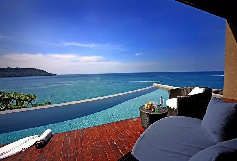 Sviitti Uima-allas, Impiana Private Villas Kata Noi