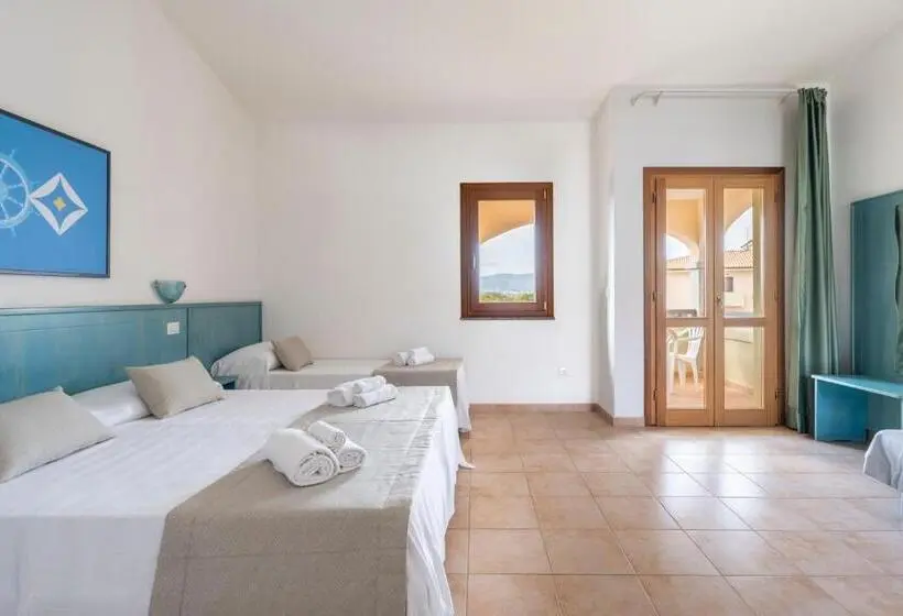 اتاق استاندارد سه نفره, Mimose Beach Village