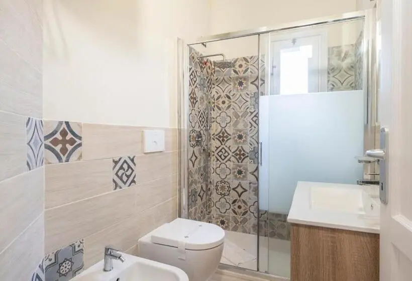 اتاق استاندارد سه نفره, Mimose Beach Village