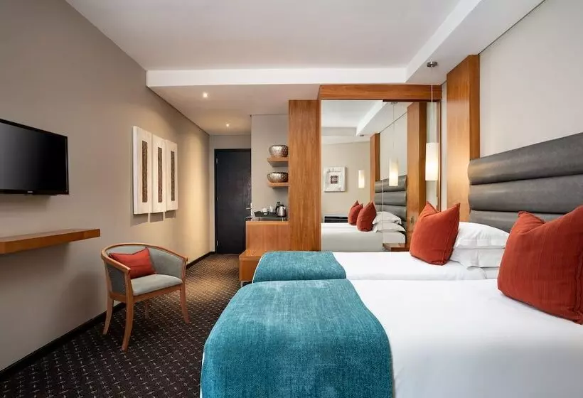 スタンダードルーム, Premier Hotel O.r. Tambo
