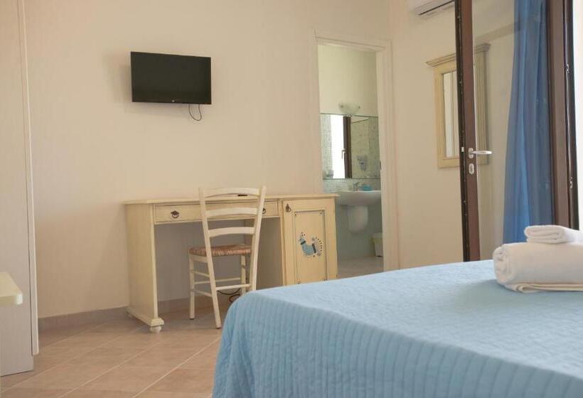 スタンダードルーム, Mimose Beach Village