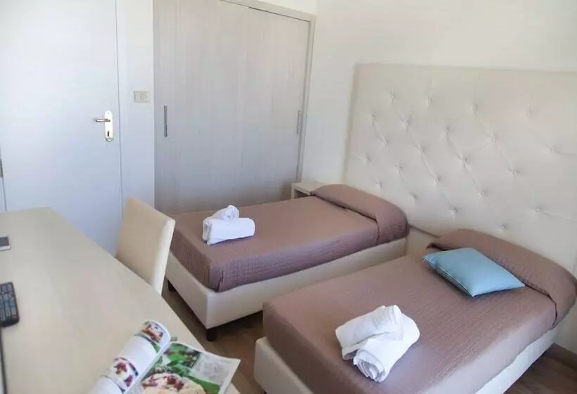 スタンダードトリプルルーム, Riviera Mare Beach Life