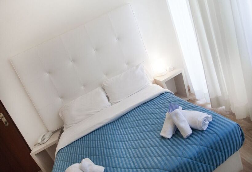 غرفة قياسية ثلاثية, Riviera Mare Beach Life