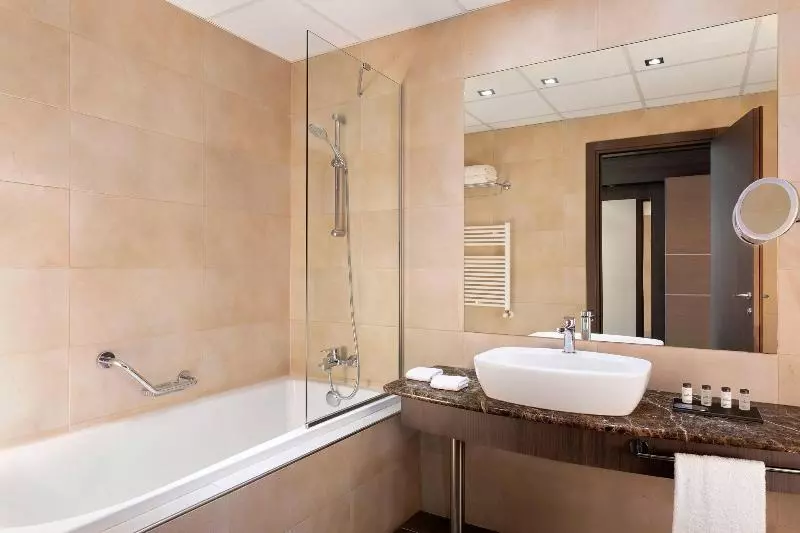 اتاق لوکس, Sheraton Milan Malpensa Airport Hotel & Conference Centre
