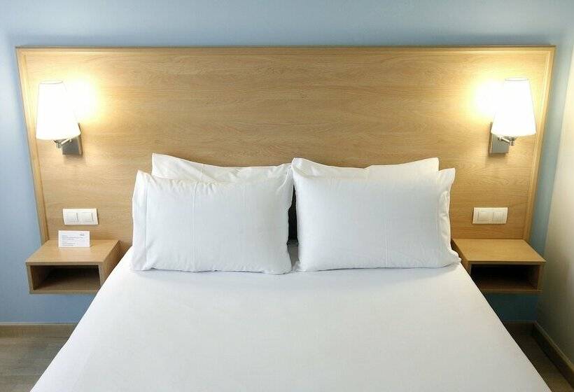غرفة قياسية, Travelodge Valencia Aeropuerto