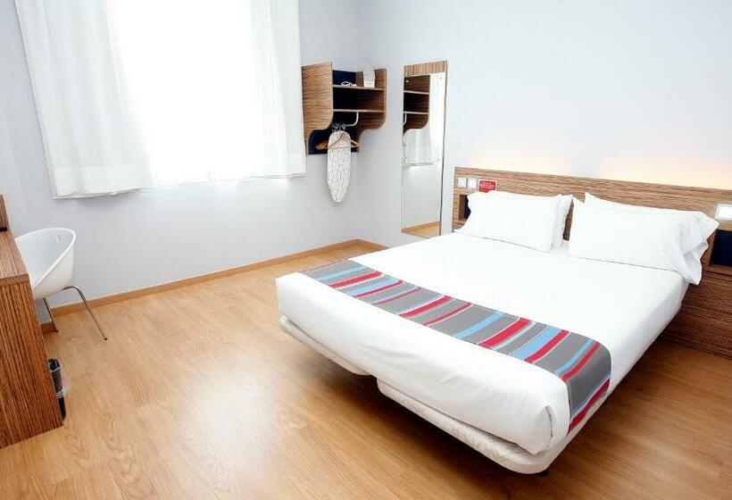 غرفة قياسية لذوى الاحتياجات الخاصة, Travelodge Valencia Aeropuerto
