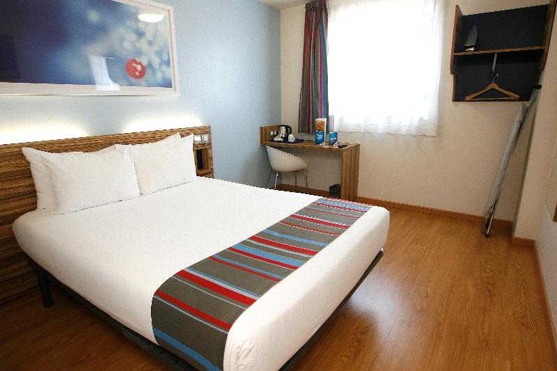 Habitación Estándar, Travelodge Valencia Aeropuerto