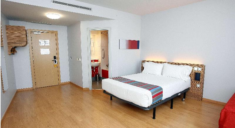 غرفة قياسية, Travelodge Valencia Aeropuerto