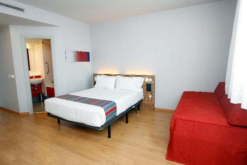 غرفة عائلية, Travelodge Valencia Aeropuerto