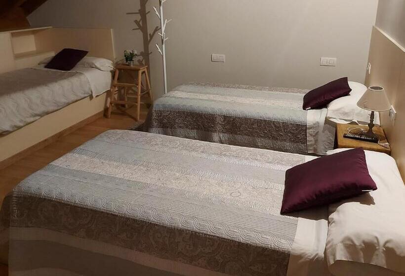 Четырехместный Номер Стандарт, Ultreia