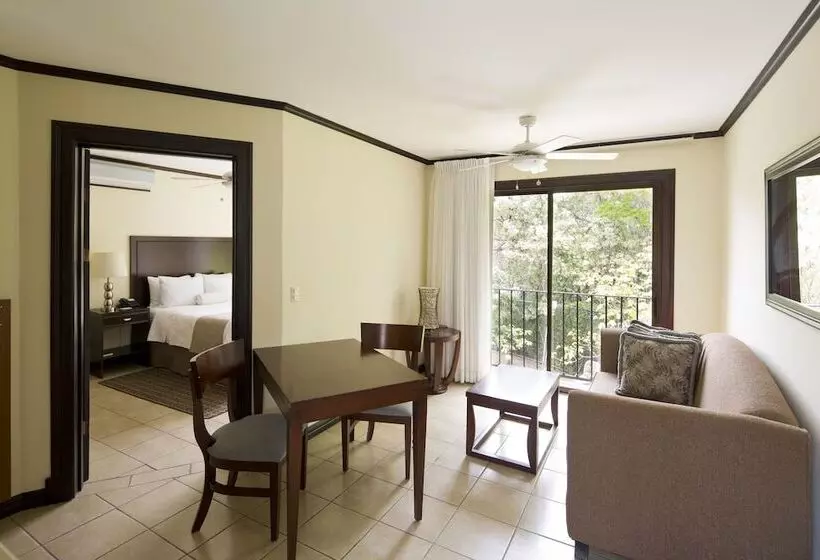 ジュニアスイート, Villa Los Candiles