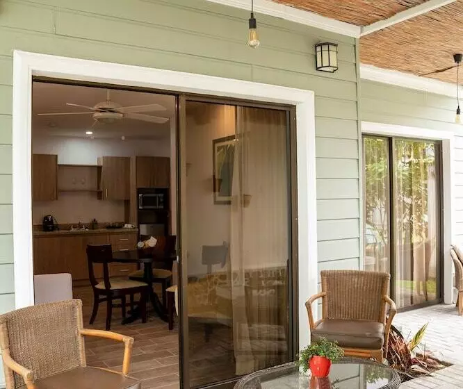 ジュニアスイート, Villa Los Candiles