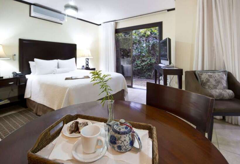 סוויטת ג'וניור, Villa Los Candiles