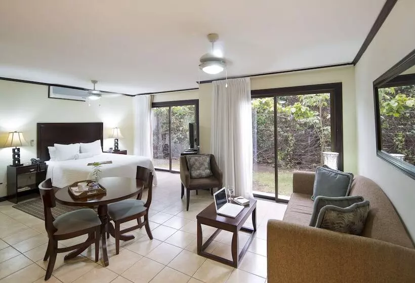 ジュニアスイート, Villa Los Candiles