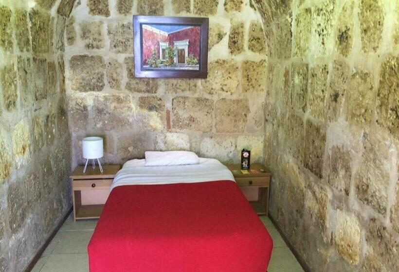 スタンダードシングルルーム, Flying Dog Hostel Arequipa