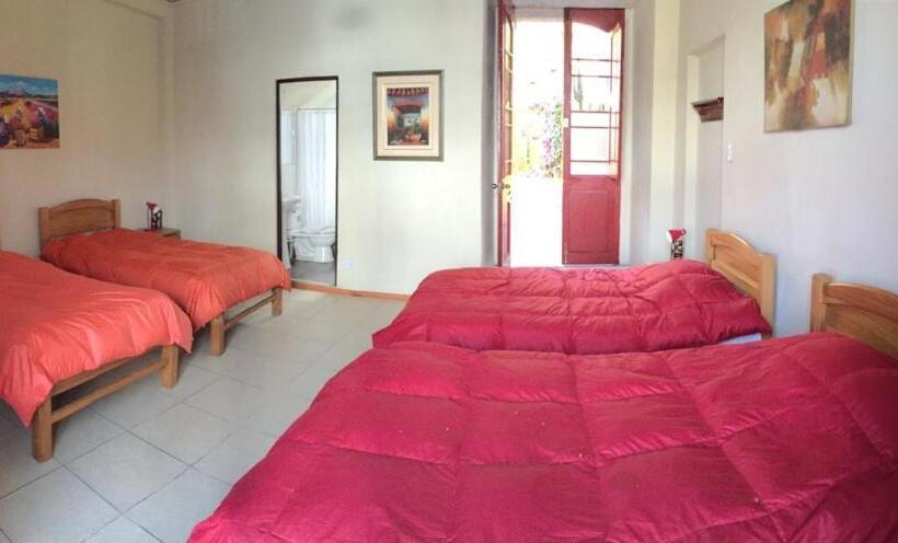 スタンダード4人部屋, Flying Dog Hostel Arequipa