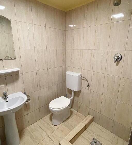 חדר אקונומי, Pensiunea Dany