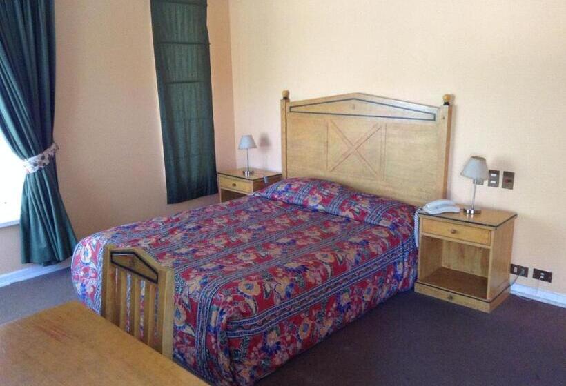 غرفة قياسية رباعية, Alicante