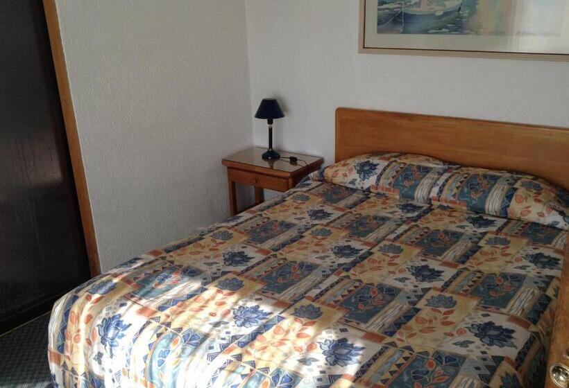 غرفة قياسية رباعية, Alicante