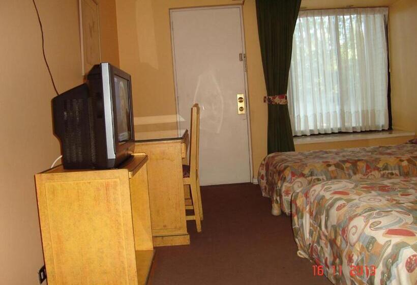 غرفة قياسية ثلاثية, Alicante