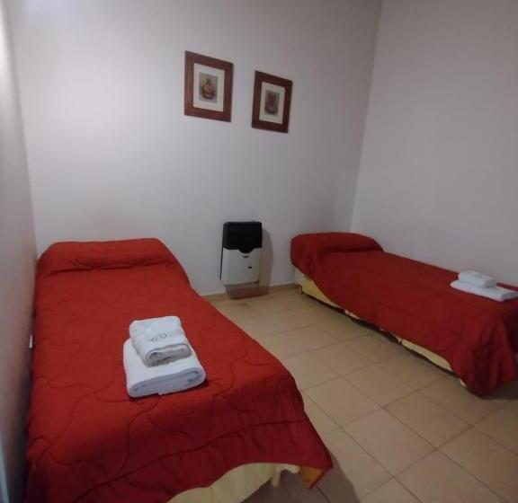 آپارتمان خانوادگی, Piedras Del Lago