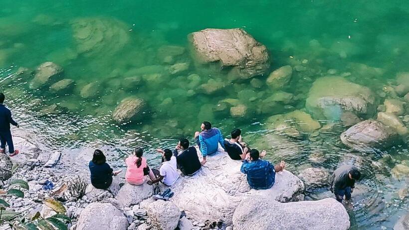 デラックストリプルルーム, Tirthan Grand Riverside