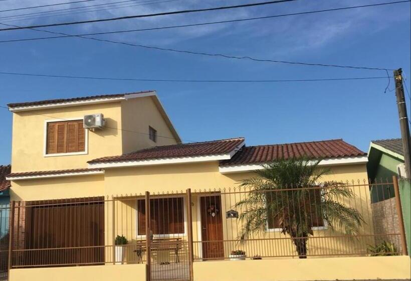 Дом 1 Спальня, H&c Pousada