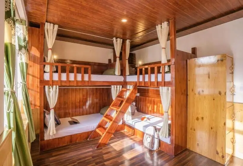 Llit en Habitació Compartida, Rainbow Hostelier